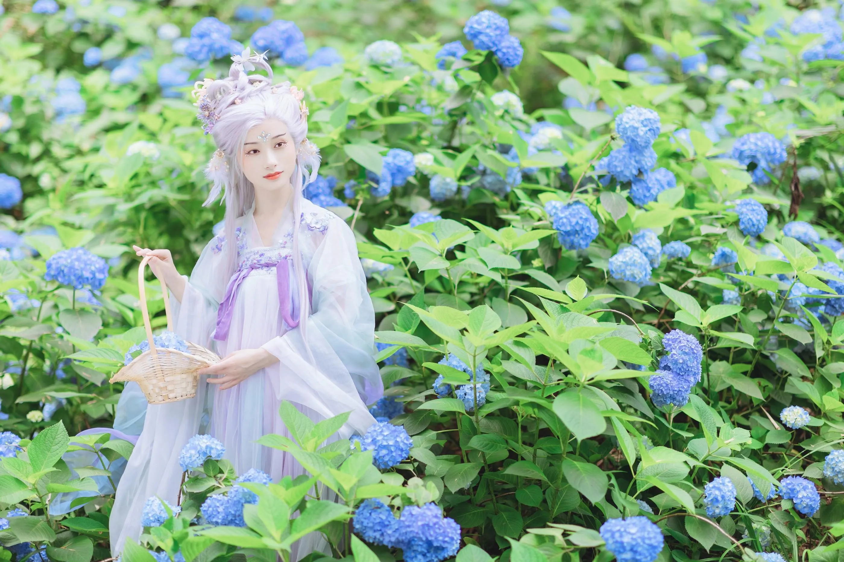 [YITUYU艺图语]2022.07.06 花神 眸小妖 [49P]插图1